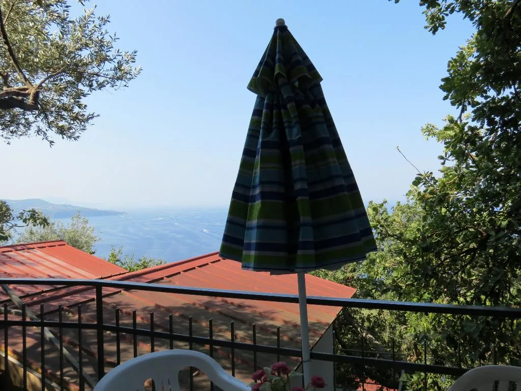 CHALET SEA VIEW CAPACITY 3 Room, Baia Serena, Naples