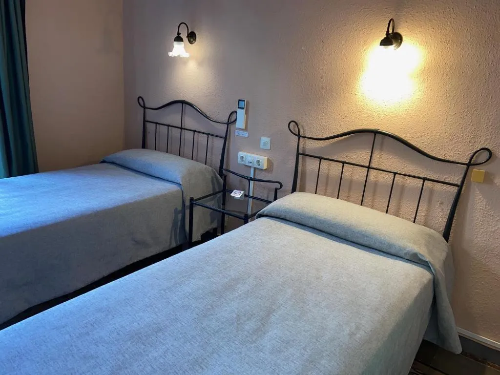DOUBLE STANDARD Room, Peninsular, Barcelona