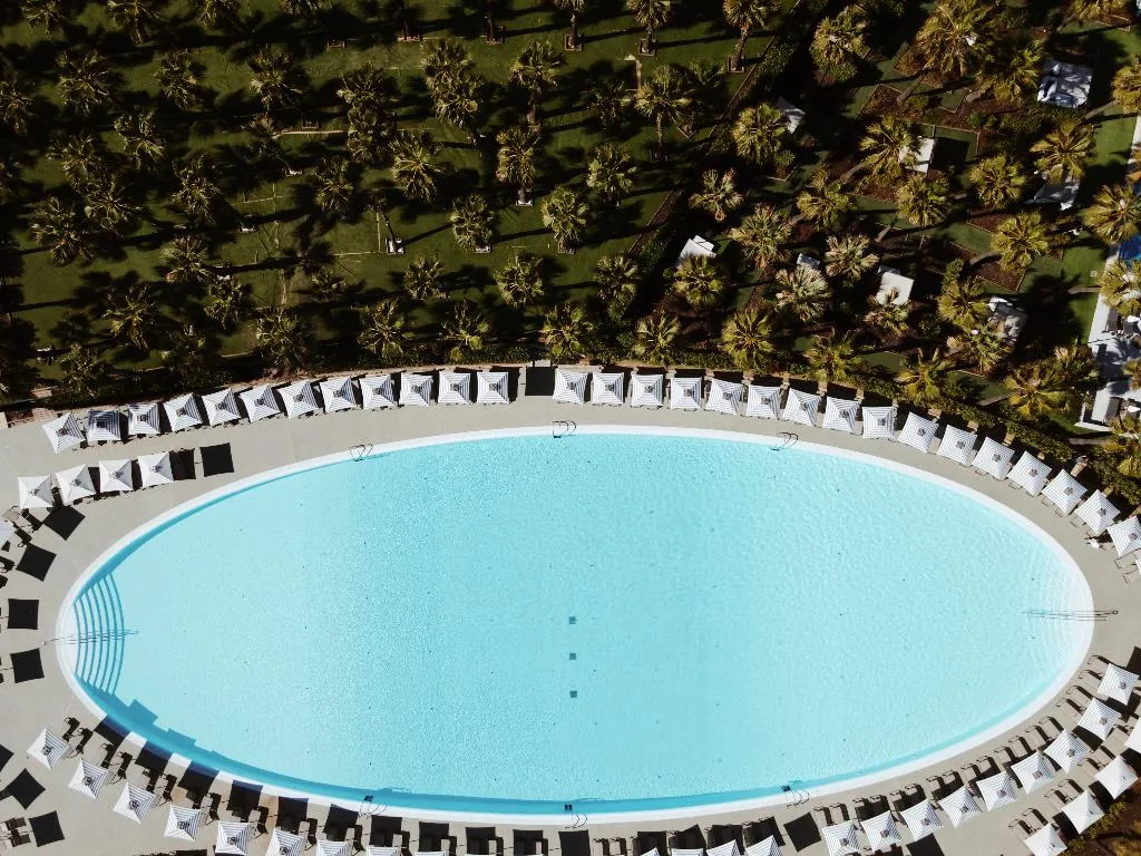 Pool, Wine & Books by the sea - Algarve Resort, Algarve