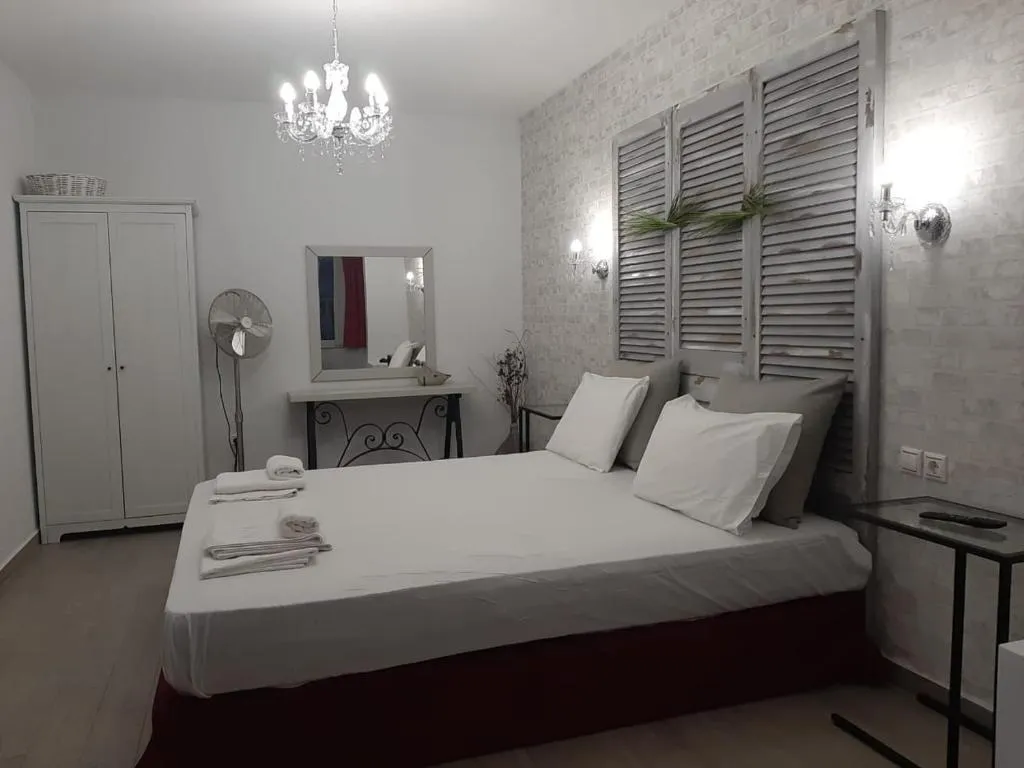 APARTMENT basement Room, Klio Apartments And Studios, Thessaloniki