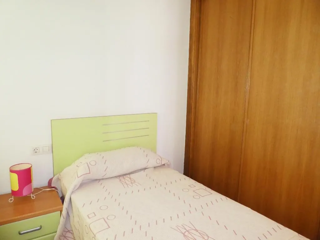 APARTMENT CAPACITY 6 TWO BEDROOMS Room, Apartamentos Font Nova 3000, Valencia