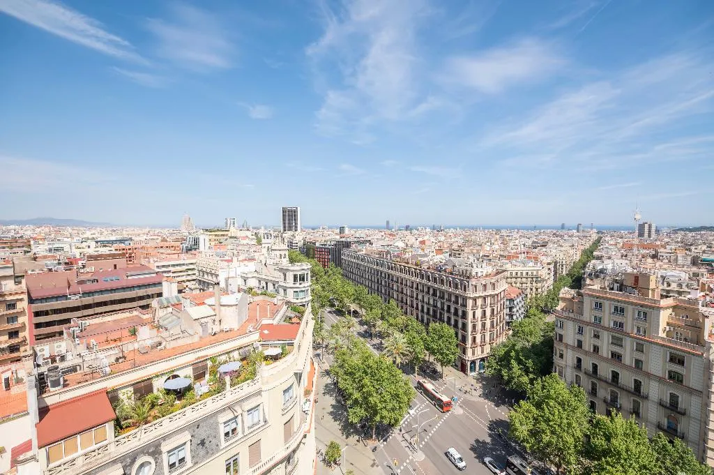 JUNIOR SUITE WITH VIEWS Room, Hesperia Presidente, Barcelona