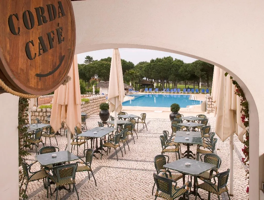 Restaurant, Pine Cliffs Hotel, a Luxury Collection Resort, Algarve