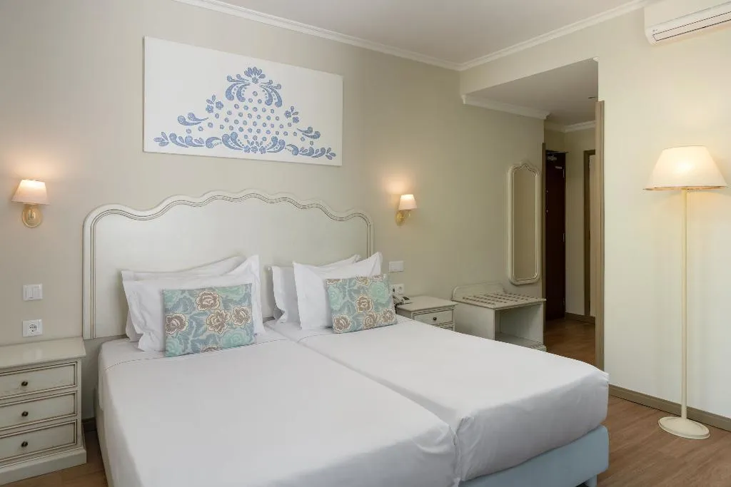 Double or Twin SUPERIOR Room, Madeira, Madeira