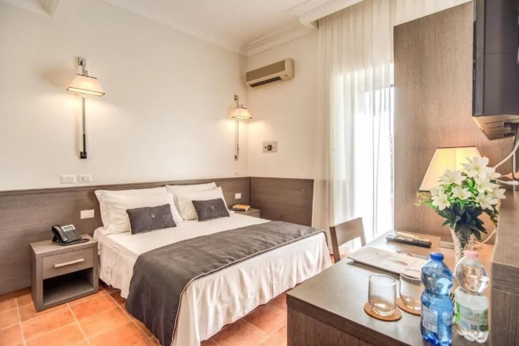 Room, Hotel Mirti, Rome