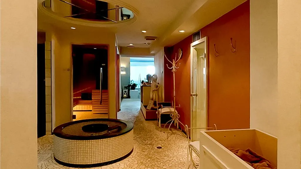 Sports and Entertainment, Hotels Vidi Miramare & Delfino, Venice