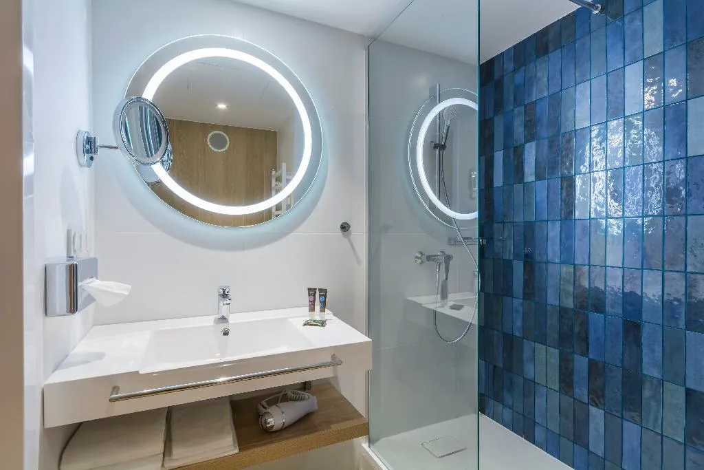 TWIN COMFORT Room, Novotel Gdansk Marina, Gdansk