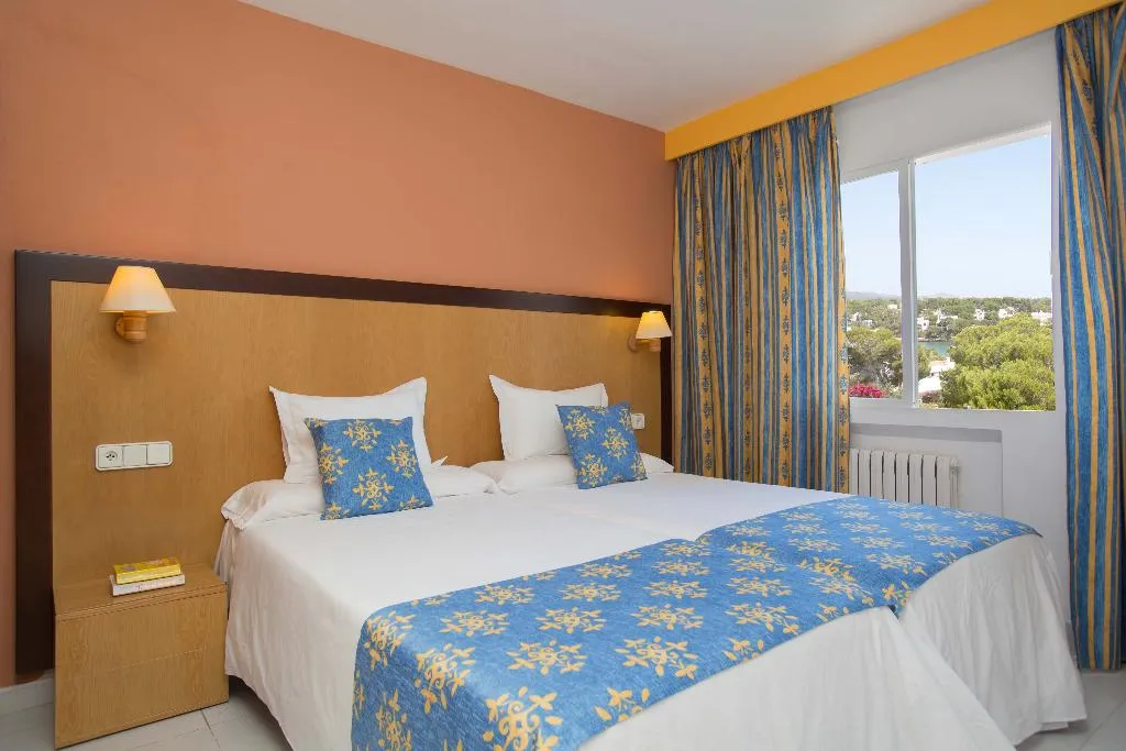 APARTMENT TWO BEDROOMS Room, Gavimar La Mirada Club Resort, Majorca