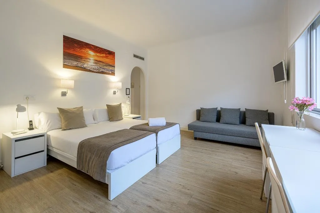 Double or Twin STANDARD Room, NeoMagna Madrid, Madrid