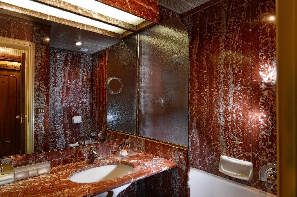 Double or Twin SUPERIOR Room, Concordia, Venice