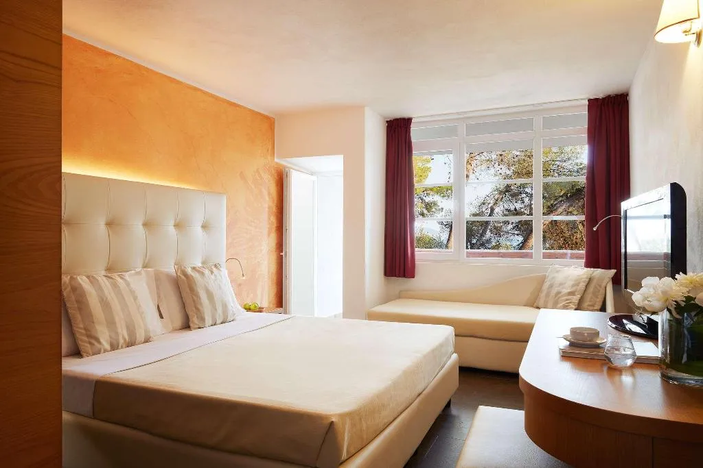 Room, Hydra Beach Resort, Athens