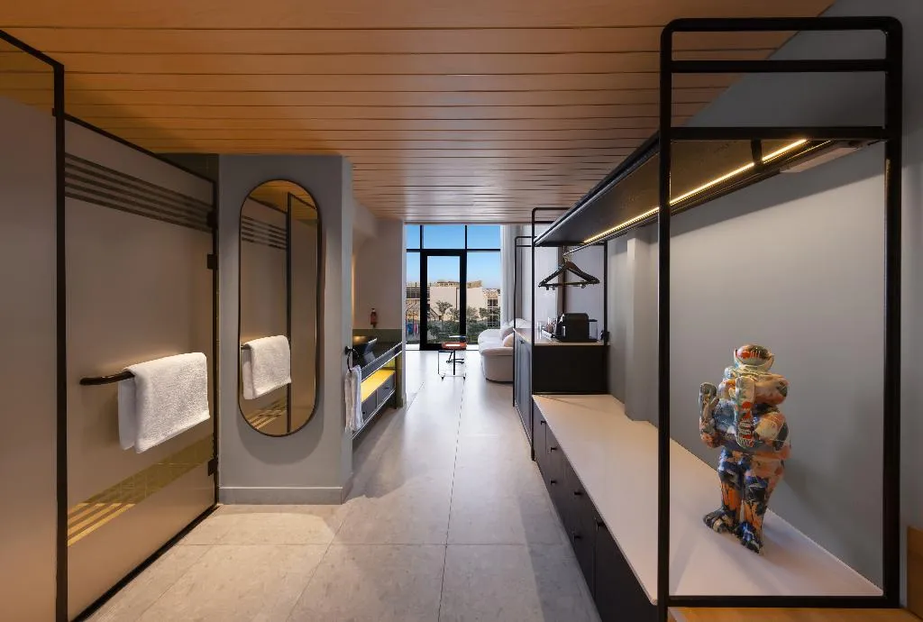 SUITE WITH BALCONY Room, Hyatt Centric Cairo West, Cairo