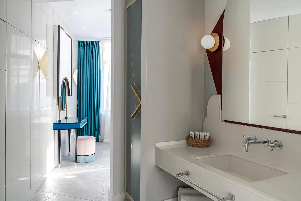DOUBLE SINGLE USE DELUXE Room, Vincci Capitol, Madrid