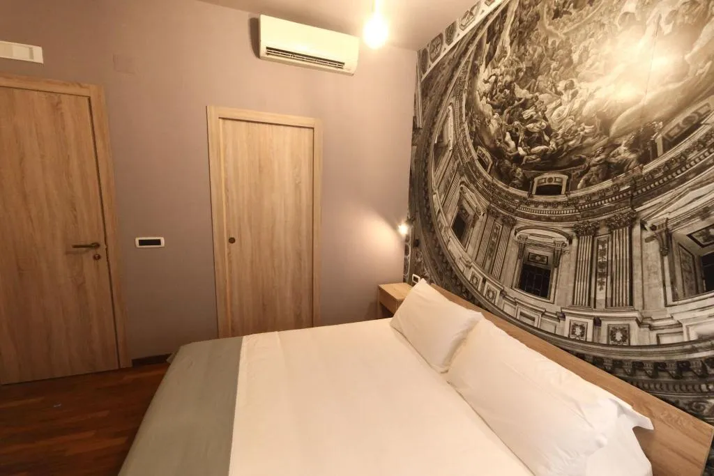 Room, B&B De Gasperi 55, Naples