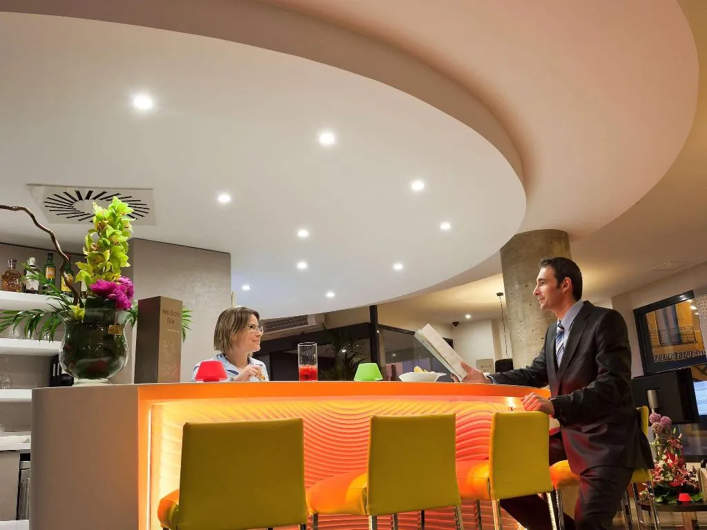 Bar, Novotel Suites Malaga Centro, Costa Del Sol