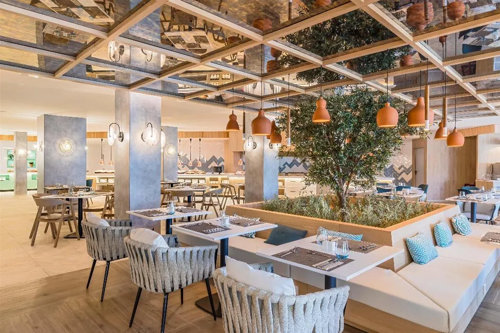 Restaurant, Barcelo Ponent Beach, Majorca