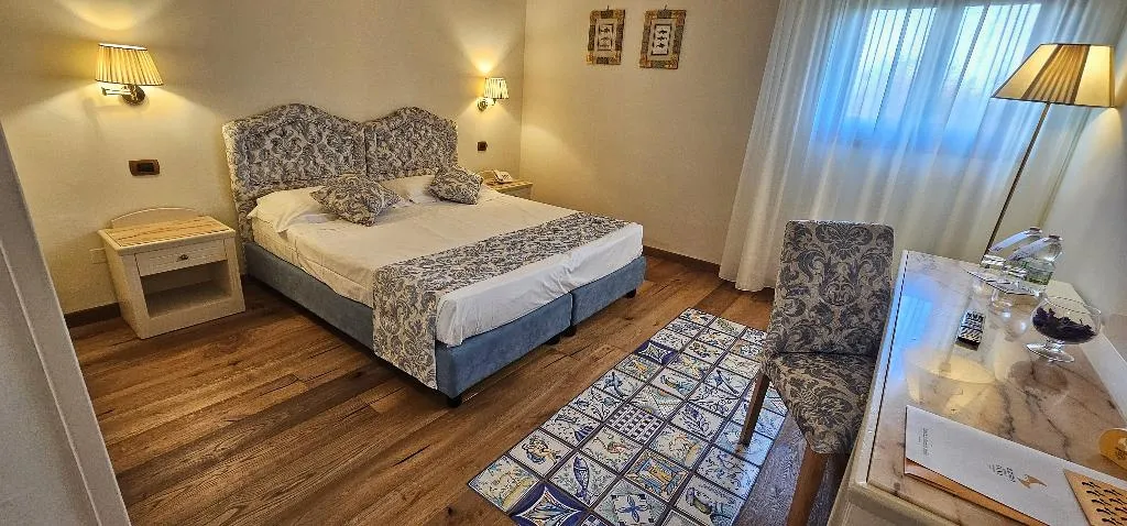 Double or Twin SUPERIOR WITH VIEWS Room, Hotel Foresteria Baglio della Luna, Catania