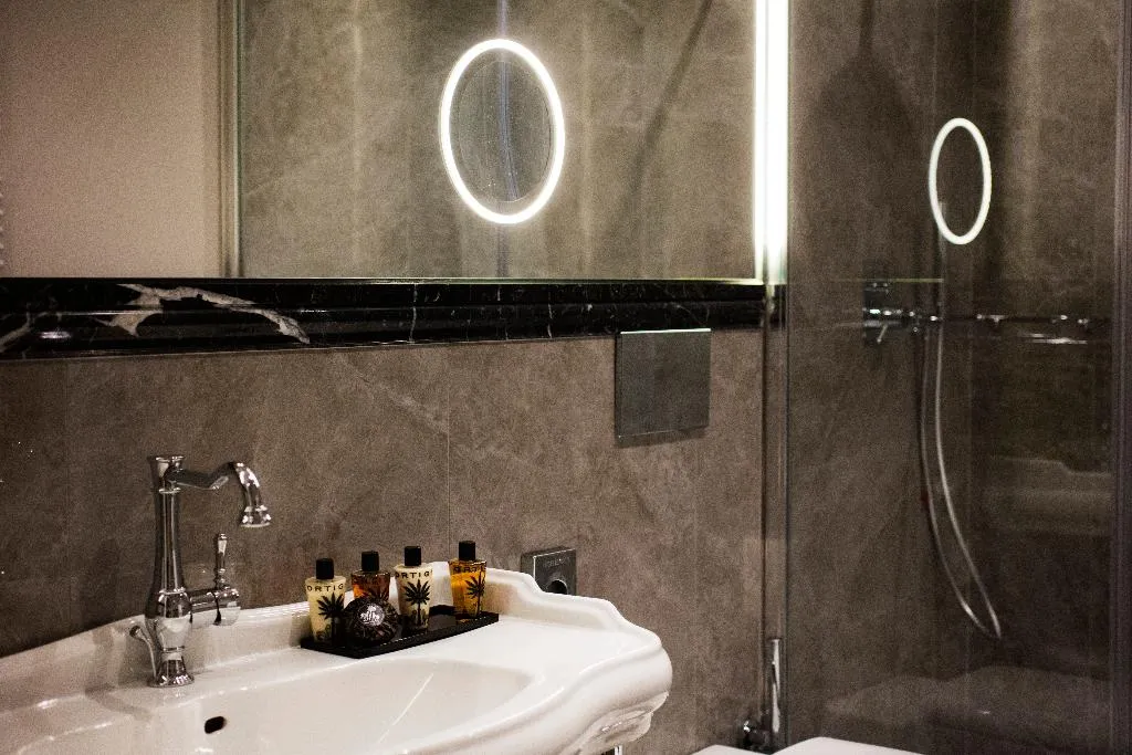 DOUBLE CLASSIC Room, The Frame Hotel, Florence