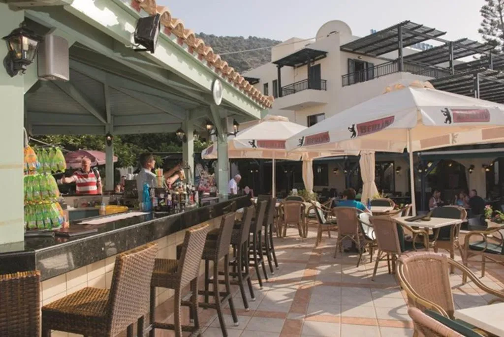 Bar, Anastasia Hotel by GHH, Crete