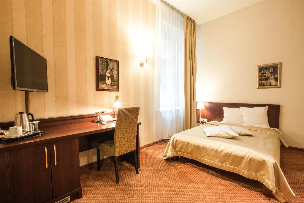DOUBLE STANDARD Room, Monika Centrum Hotels, Riga