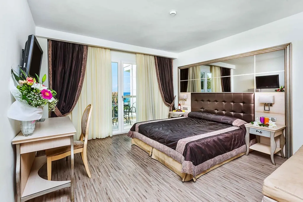 Double or Twin SUPERIOR GARDEN VIEW Room, Elinotel Apolamare, Halkidiki