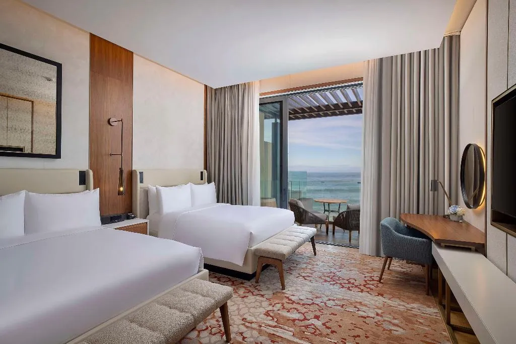 Room, Conrad Rabat Arzana, Rabat