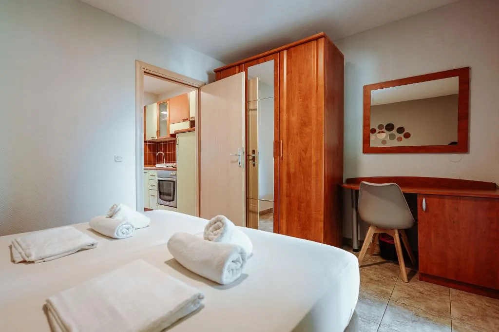 APARTMENT CAPACITY 4 Room, Matilde Beach Resort, Split