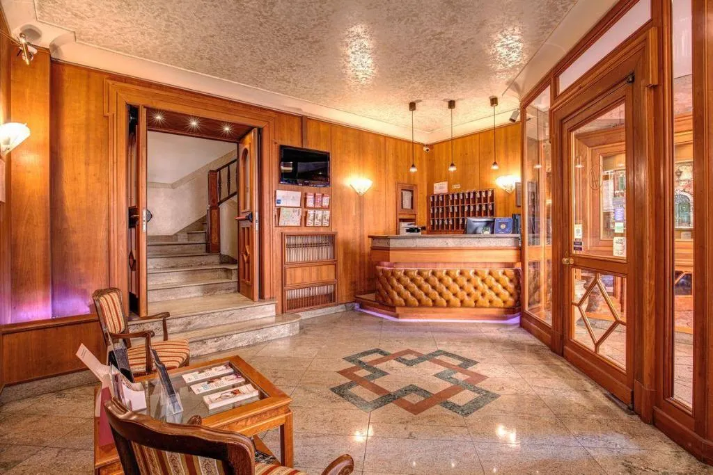 Lobby, Verona Rome, Rome