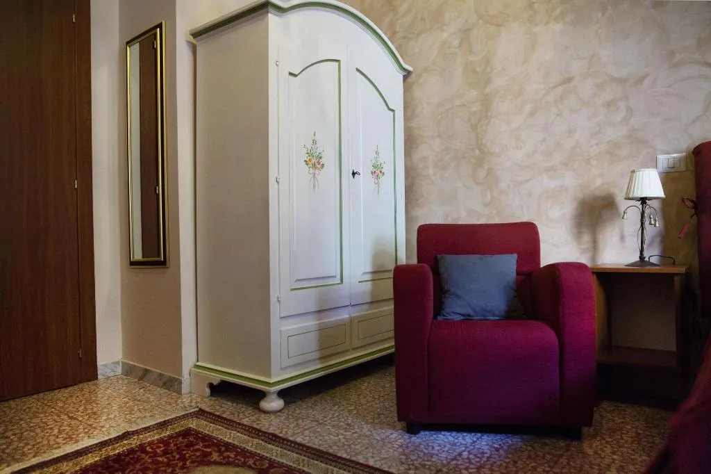 Room, B&B Rochel, Naples