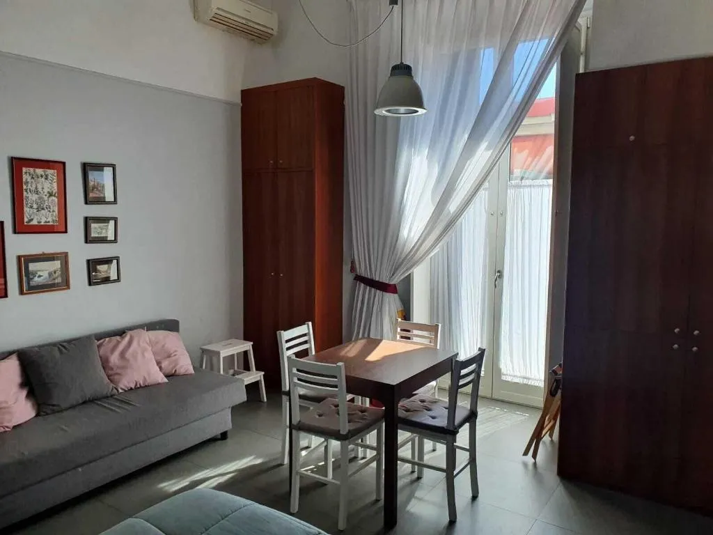 Room, Moon Luxury Rooms & Apartments, Naples