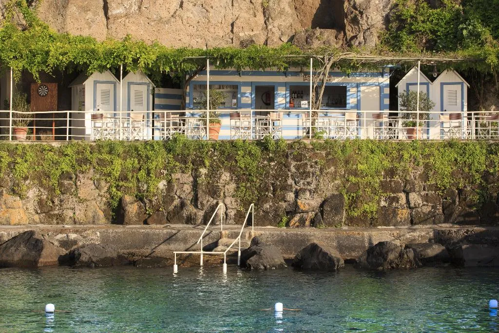 Beach, Grand Hotel Ambasciatori, Naples