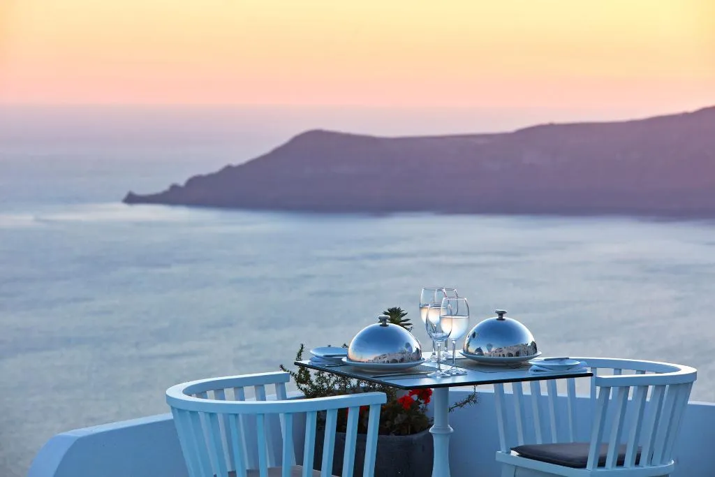 Restaurant, Katikies Chromata Santorini - The Leading Hotels, Santorini