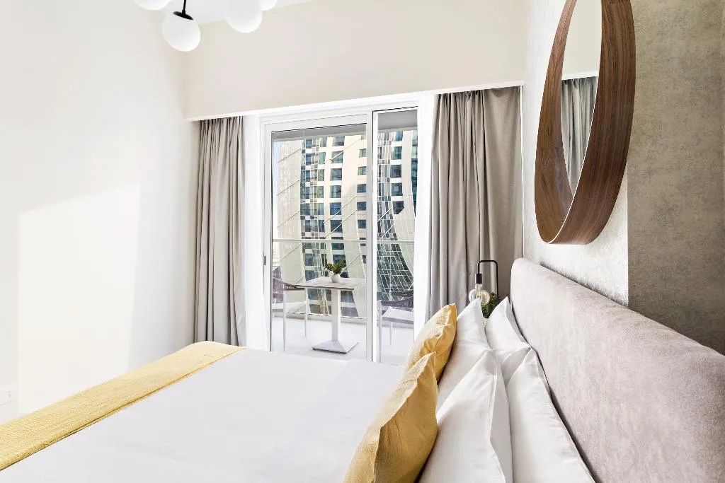 Room, Vera Residences, Dubai
