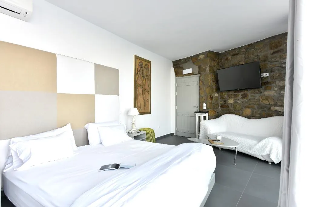 SUITE WITH PRIVATE POOL Room, Greco Philia Elia Mykonos, Halkidiki