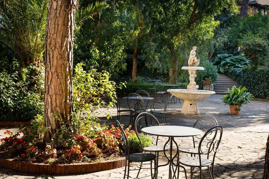 Terrace, Grand Hotel Cesare Augusto, Naples