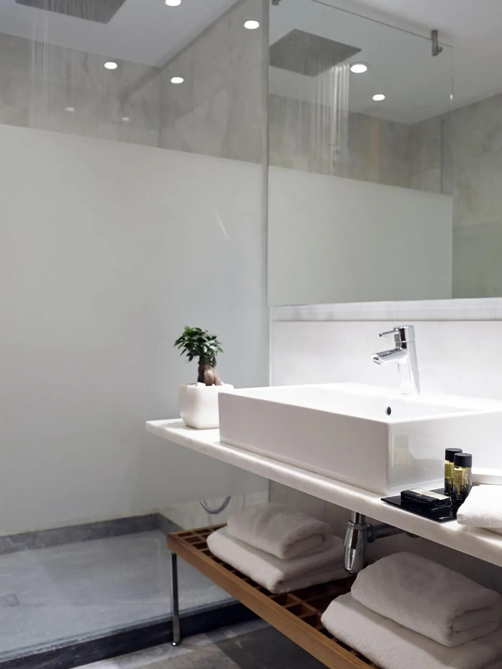 DOUBLE PREMIUM KING BED Room, Samaria, Crete