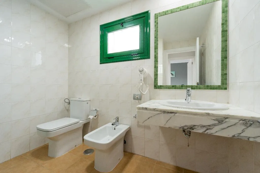 SUITE CAPACITY 1 Room, Hyde Park Lane, Lanzarote