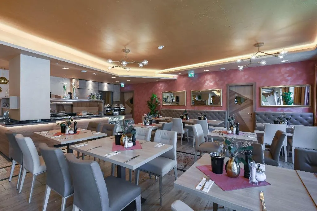Restaurant, Best Western Premier Airporthotel Berlin, Berlin