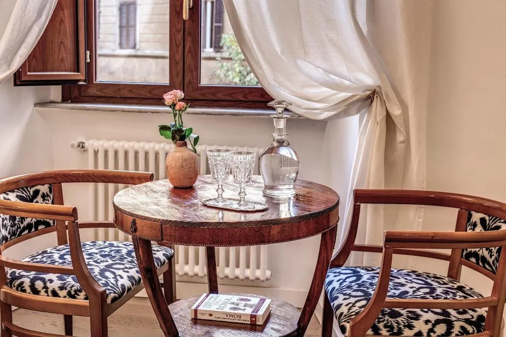 Room, Approdo Ripetta, Rome