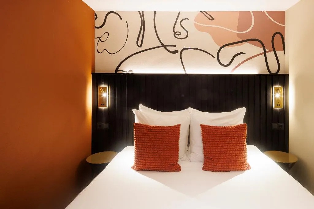 DOUBLE GARDEN VIEW Room, Huygens Place, Amsterdam