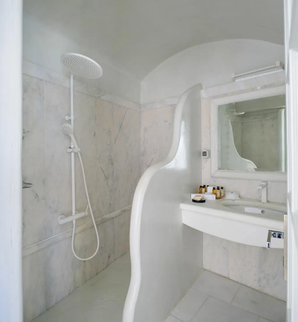 SUITE WITH PRIVATE POOL Room, Nefeles Luxury Suites, Santorini