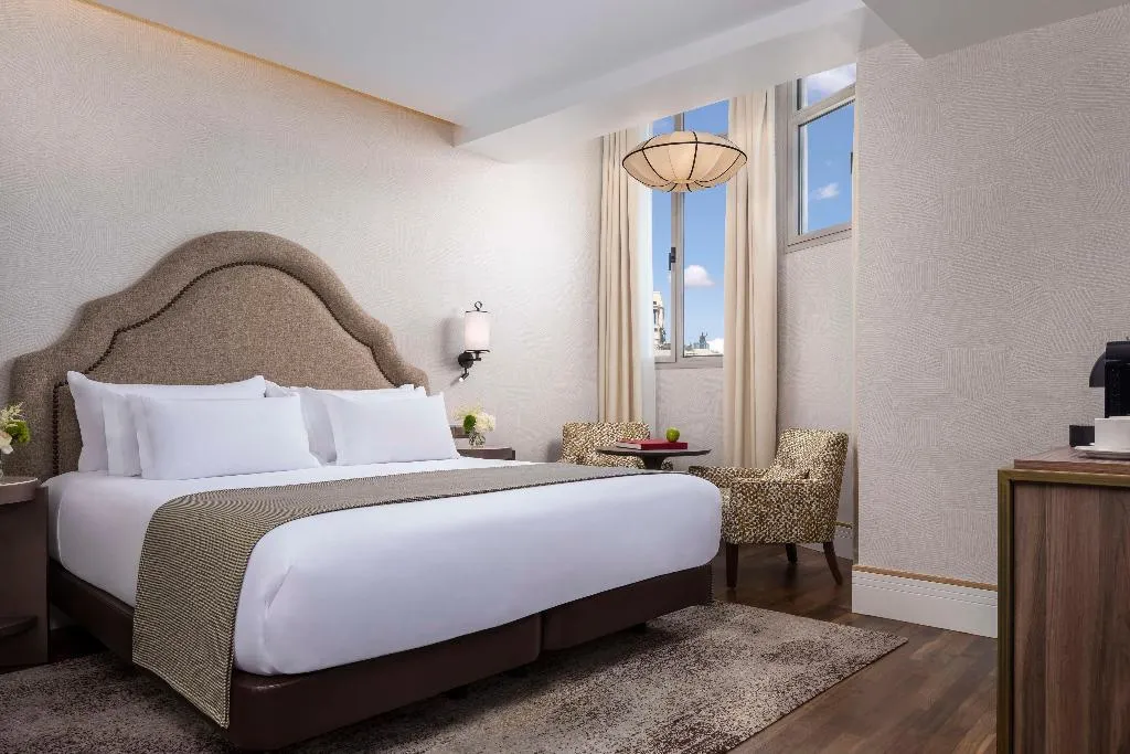 Room, NH Collection Madrid Paseo del Prado, Madrid