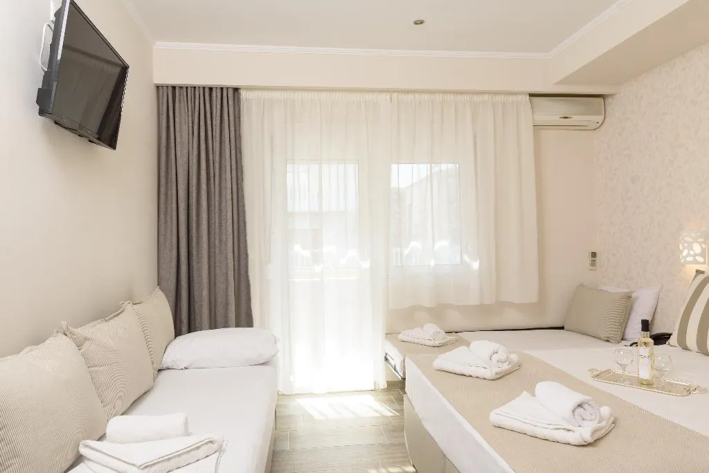 FAMILY ROOM SUPERIOR Room, Ammos Beach & Studios, Thessaloniki