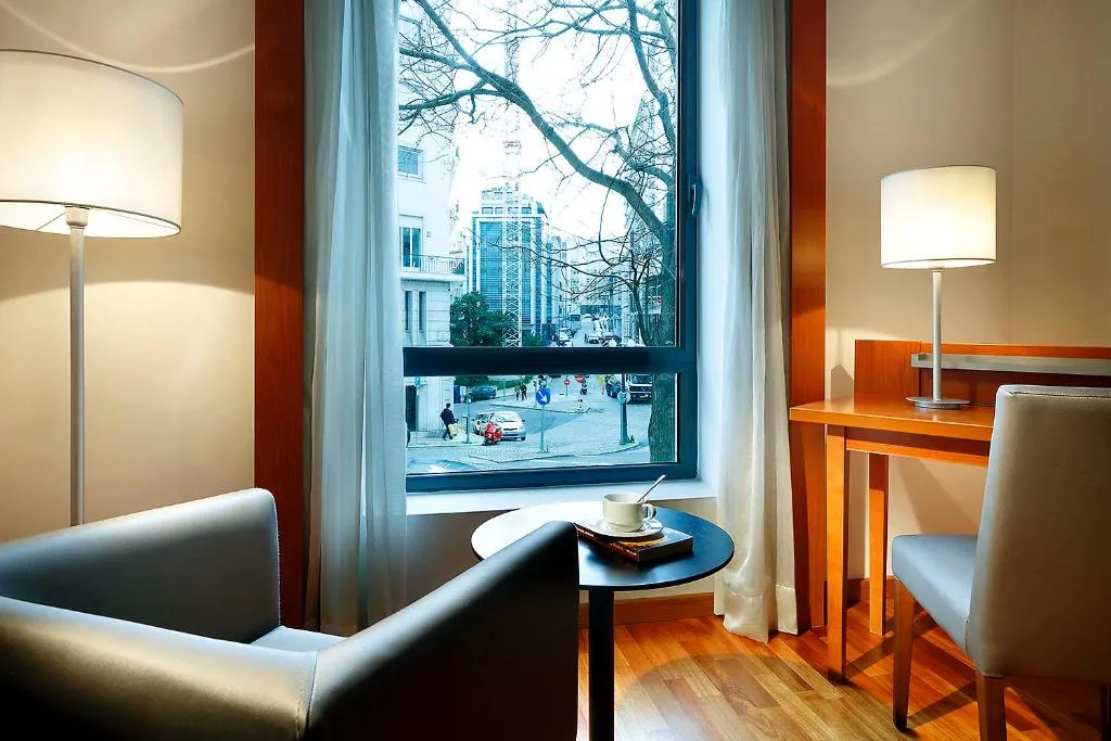 Room, Eurostars Lisboa Parque Hotel, Lisbon