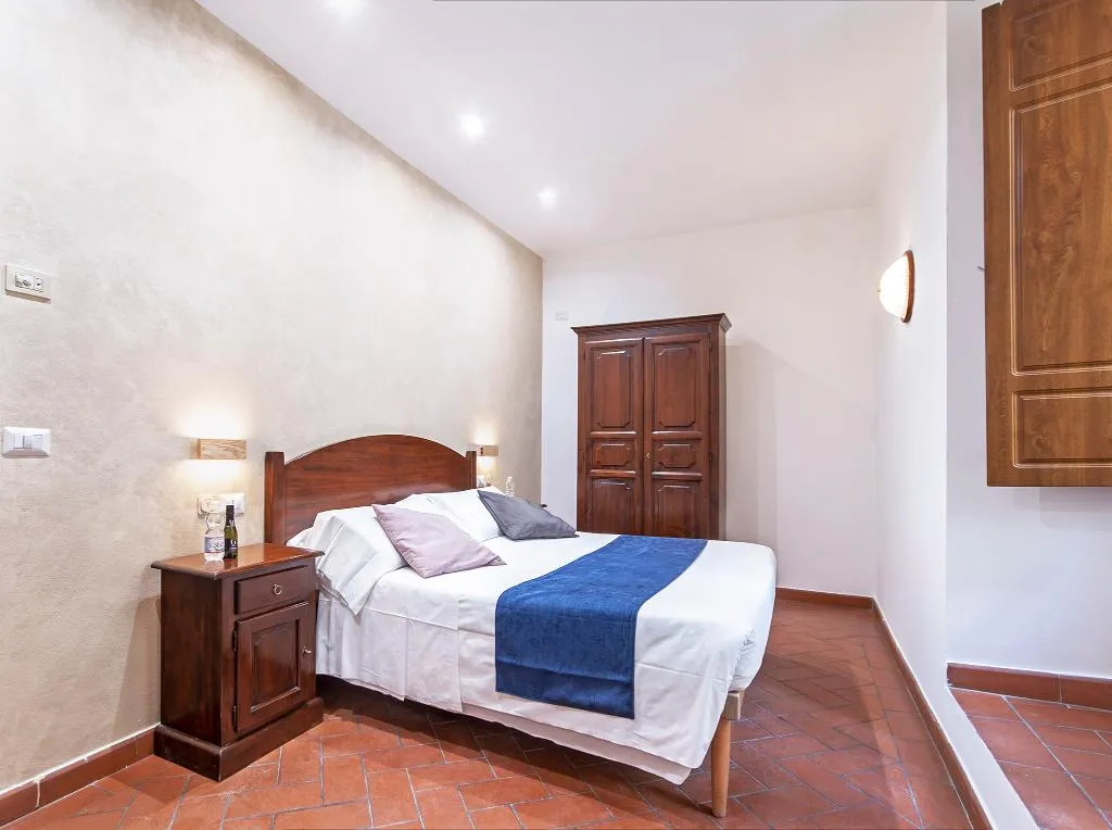 DOUBLE SINGLE USE STANDARD Room, Costantini, Florence