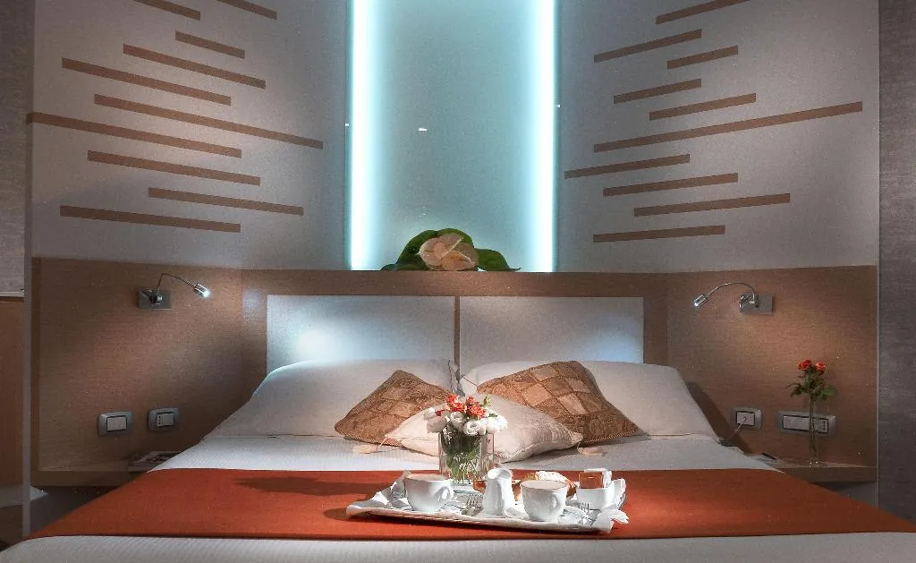 Double or Twin CLUB Room, Diana Roof Garden, Rome