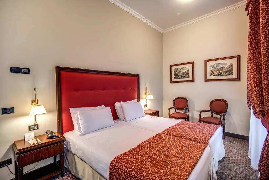TWIN CLASSIC CITY VIEW Room, Colonna Palace, Rome
