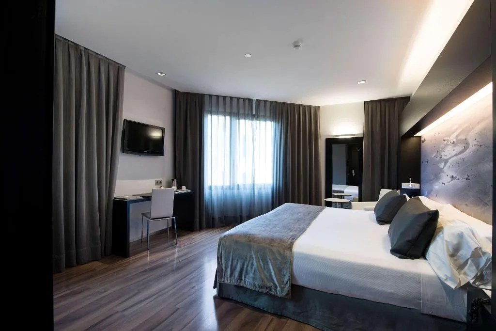 Room, Catalonia Catedral, Barcelona