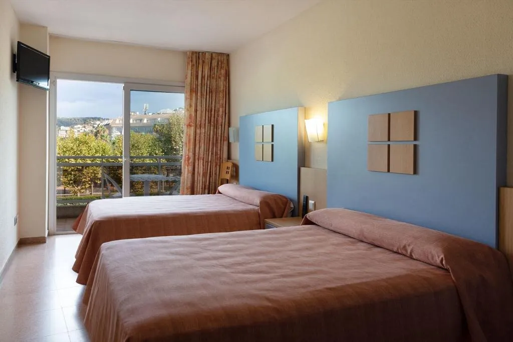 Room, Caprici Beach Hotel & Spa, Costa Brava
