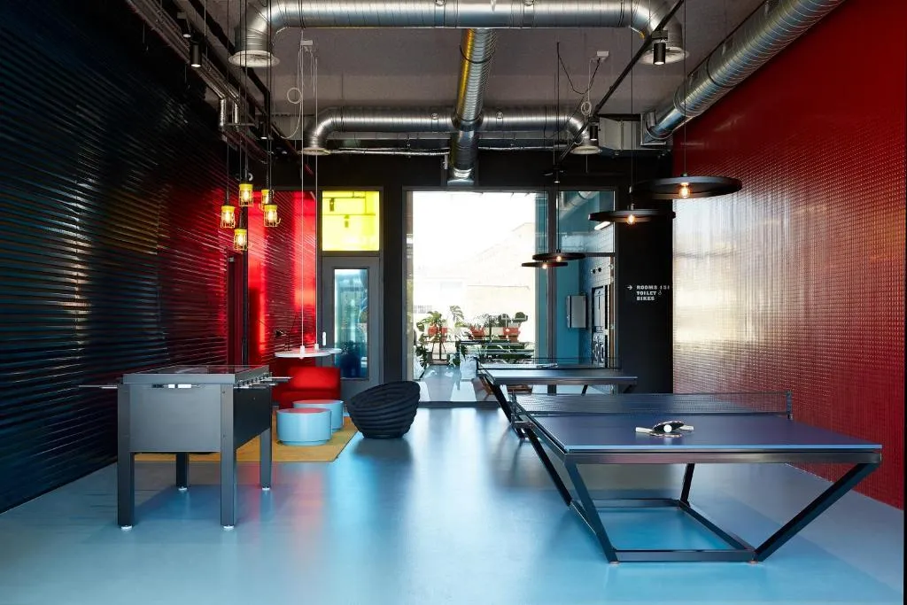 Sports and Entertainment, The Social Hub Groningen, Amsterdam